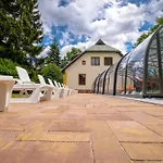 With Pool, Sauna, Pergola, Park, And Playground Vila Svoboda nad Úpou