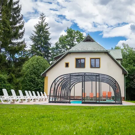 Villa Rudolf, Svoboda Nad Upou *