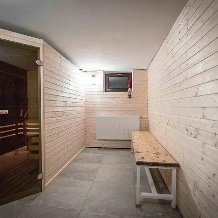 빌라 With Pool, Sauna, Pergola, Park, And Playground *