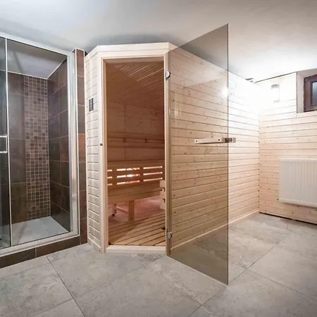 With Pool, Sauna, Pergola, Park, And Playground 빌라 Svoboda nad Úpou