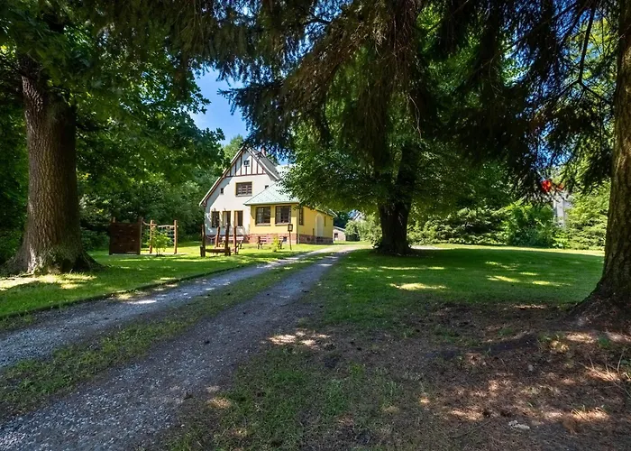 With Pool, Sauna, Pergola, Park, And Playground * Svoboda nad Úpou